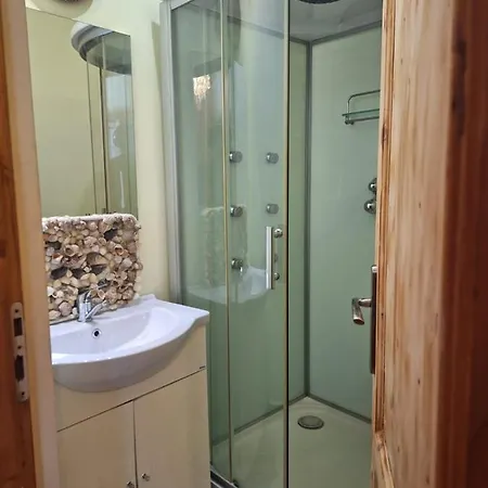 Vila Pestisorul Affittacamere 3*
