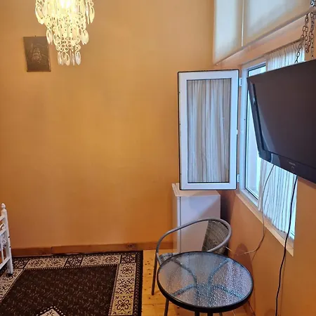 Vila Pestisorul Guest house *
